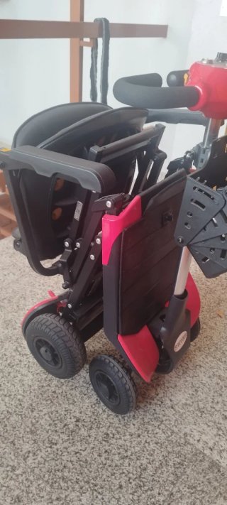 Silla de ruedas eléctrica Teyder, modelo Enzo.