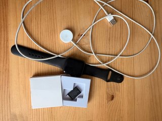 Apple Watch Negro con Cargador y bateria nueva