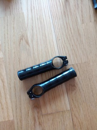 Accesorios Bicicleta: Sillín, Puños, Portabidón