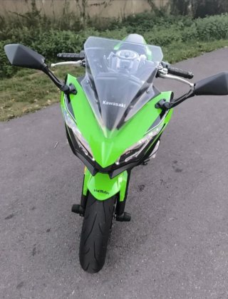 Kawasaki ninja 650 A2