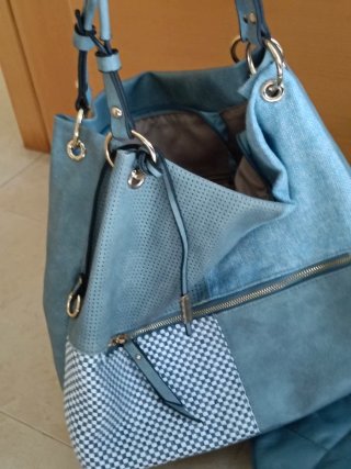 Set de bolsos: negro, azul y blanco