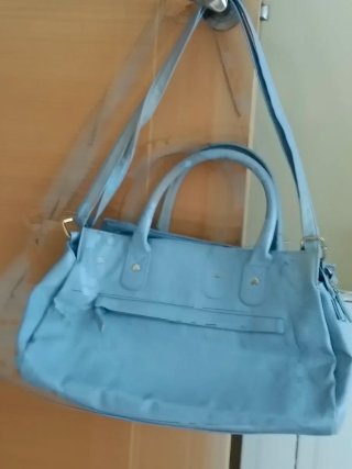 Set de bolsos: negro, azul y blanco