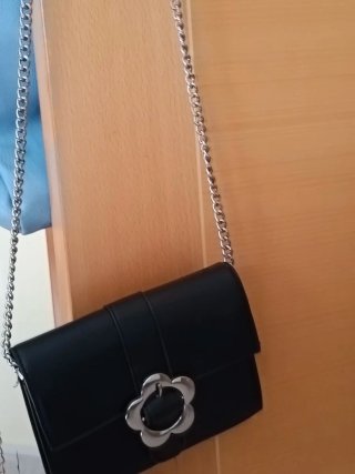Set de bolsos: negro, azul y blanco