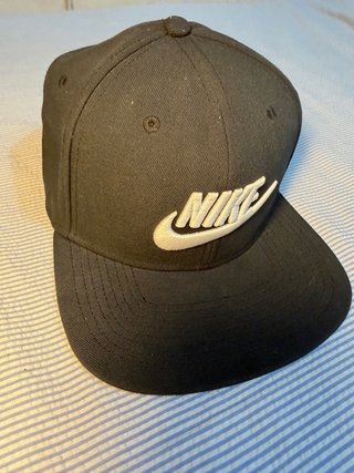 Gorra Nike Negra Ajustable