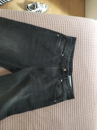 Pantalón vaquero negro T-36 Bershka