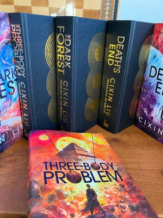The Three Body Problem Firmados - Broken Binding