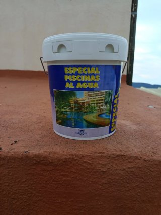 Pintura para piscinas al agua
