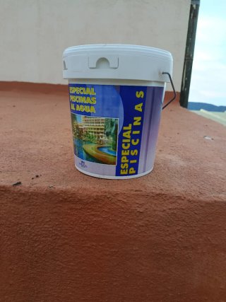 Pintura para piscinas al agua