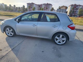 Toyota Auris Plata