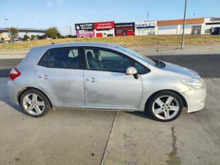 Toyota Auris Plata