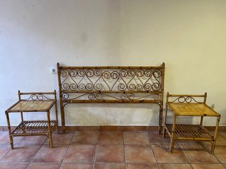 Mesillas y cabecero de mimbre