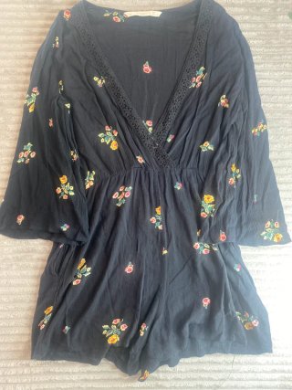 Mono Corto Zara Negro Floral Con Encaje V0008