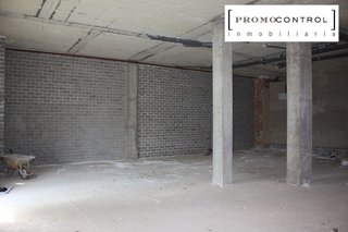 Local comercial en alquiler en Zuera