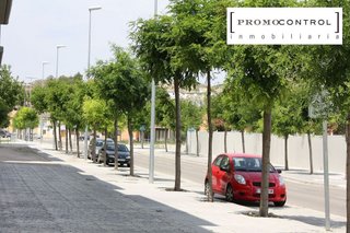 Local comercial en alquiler en Zuera