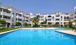 Piso en alquiler en Torrequebrada en Benalmádena