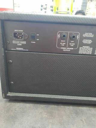 Cabezal Fender Mustang V + Footswitch MS4