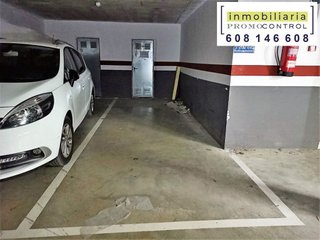 Garaje en venta en Zuera