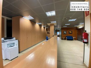 Local comercial en venta en Zuera