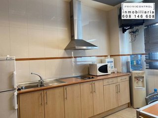 Local comercial en venta en Zuera