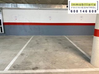 Garaje en venta en Zuera