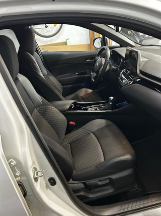 Toyota C-HR 2023