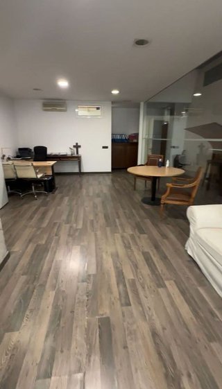 Nave industrial en venta en Virgen del Cortijo - Manoteras en Madrid