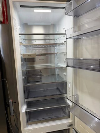 NEVERA COMBI LG INOX ANTIHUELLAS SEMINUEVO