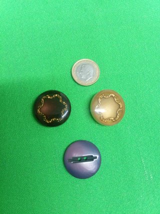 Lote 4, botones variados  para abrigos y chaqueton