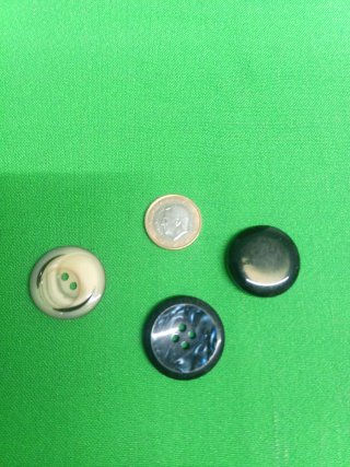 Lote 4, botones variados  para abrigos y chaqueton
