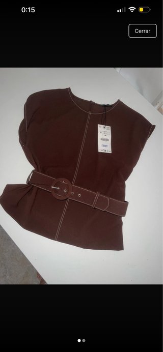 Blusa marrón con cinturón