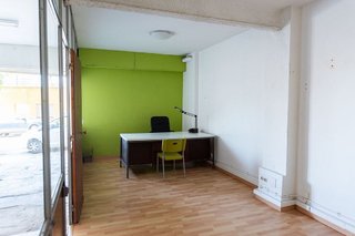 Local comercial en venta en Canyet - Bonavista en Badalona