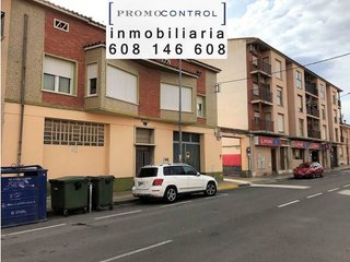 Local comercial en alquiler en Zuera