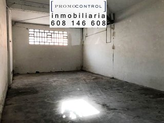 Local comercial en alquiler en Zuera
