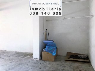 Local comercial en alquiler en Zuera