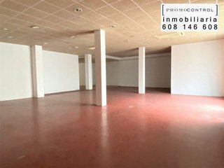 Local comercial en alquiler en Zuera