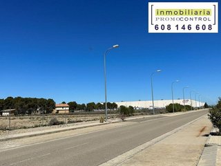 Terreno en venta en Zuera