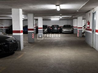 Garaje en venta en La Sagrada Família en Barcelona
