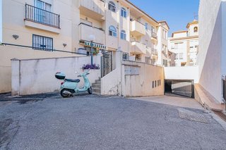 Garaje en venta en Cájar