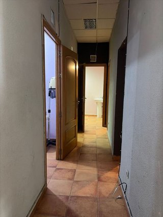 Local comercial en venta en Ambroz en Madrid