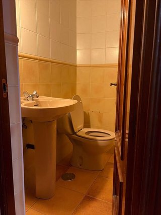 Local comercial en venta en Ambroz en Madrid
