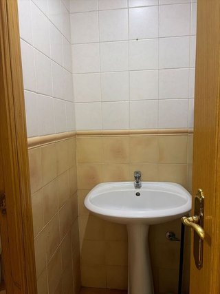 Local comercial en venta en Ambroz en Madrid