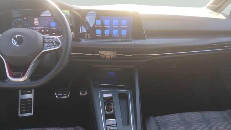 Volkswagen Golf 2022, foto 11