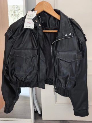 Bomber Zara Negra