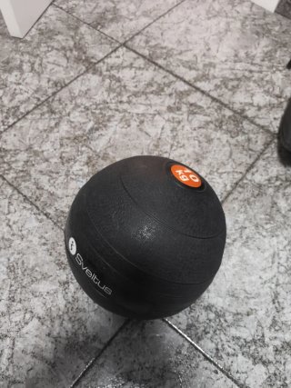 Pelota de peso Sveltus 10 kg