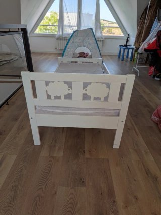 Cama infantil blanca Ikea