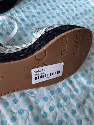 Sandalias Cuplé Piel Serpiente Talla 38
