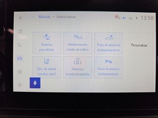 Lexus UX 2.0 300h UX Plus
