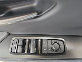 Lexus UX 2.0 300h UX Plus