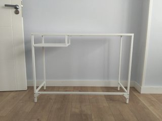 Mesa escritorio IKEA VITTSJÖ cristal y metal