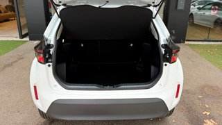 Toyota Yaris Cross 1.5 120H Business Plus